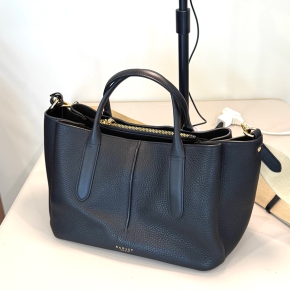 Radley London Hillgate Place Small Open top Satchel - Picture 2 of 4